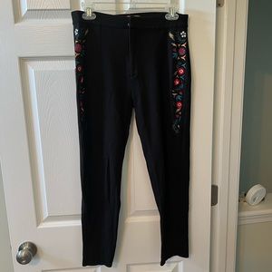 Mocloth embroidered slacks